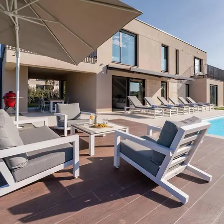 Villa Vegt - Luxury Close To Porec Labinci